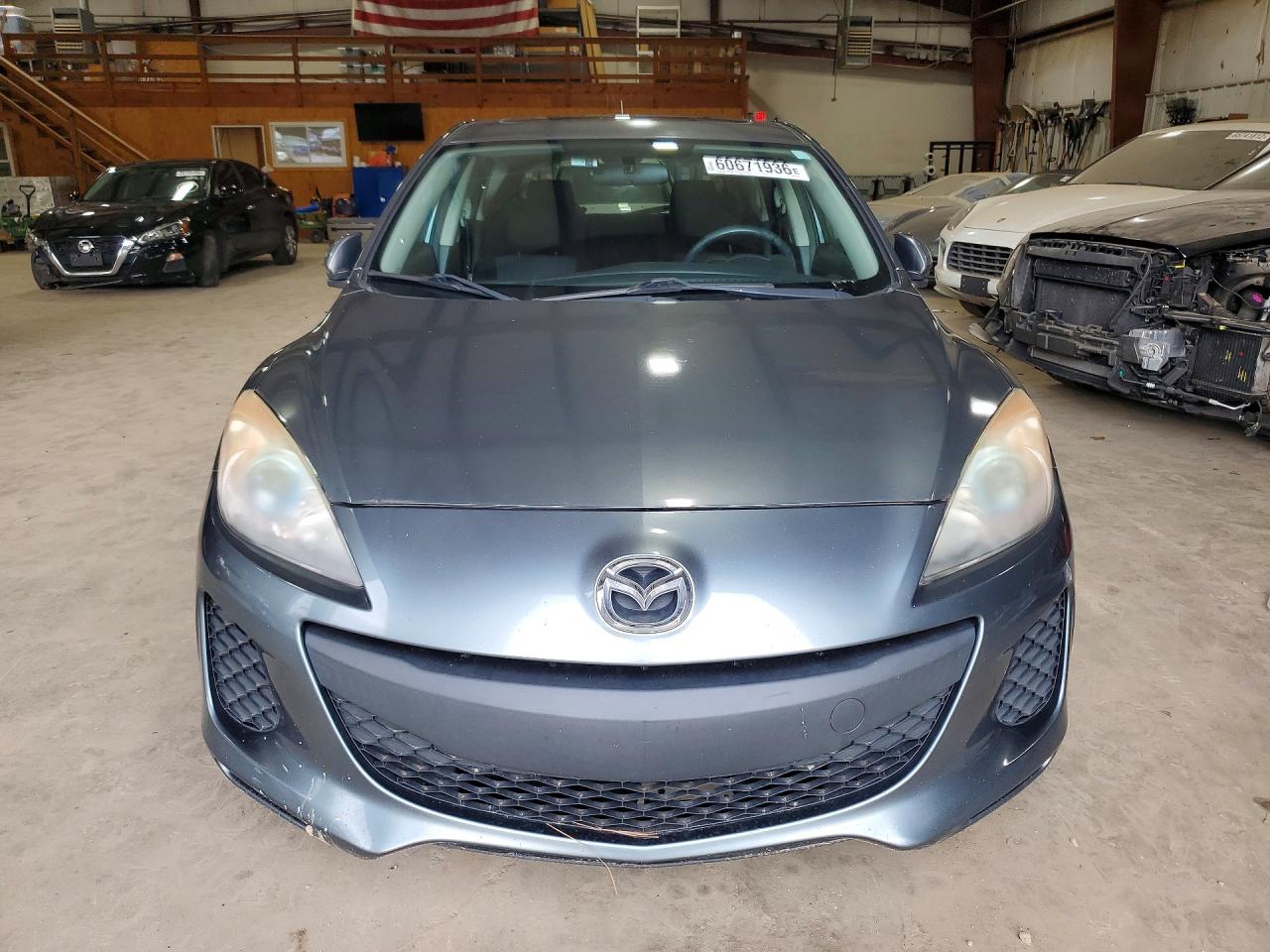 2013 MAZDA 3 Touring/GS