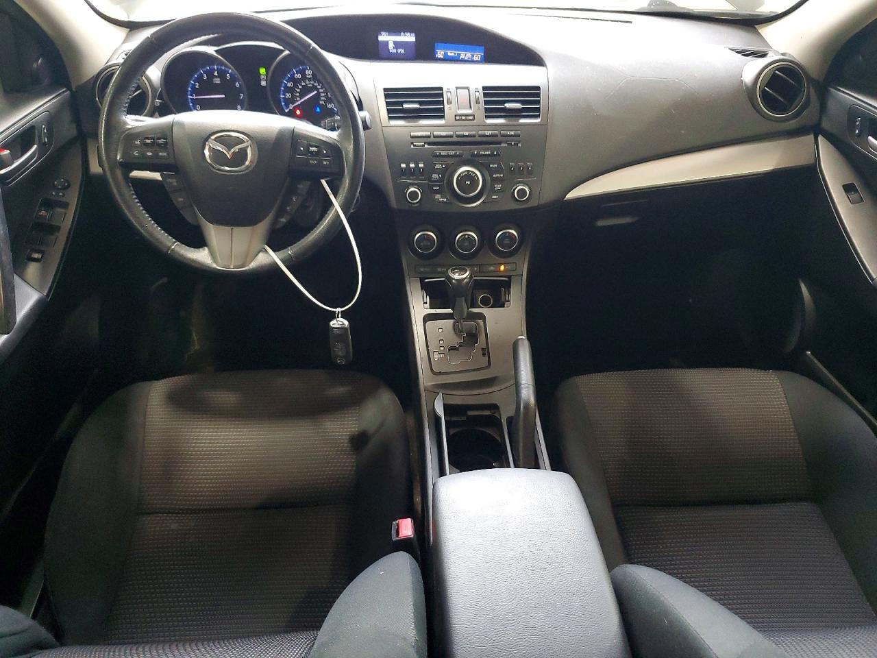 2013 MAZDA 3 Touring/GS