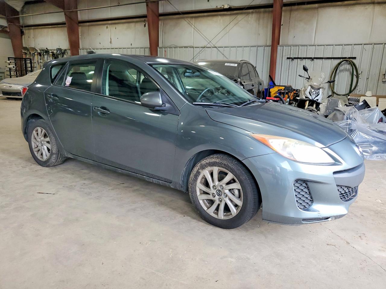 2013 MAZDA 3 Touring/GS