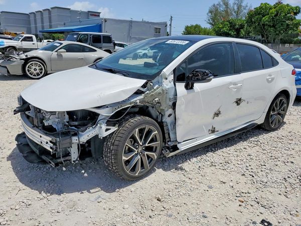 2022 TOYOTA COROLLA