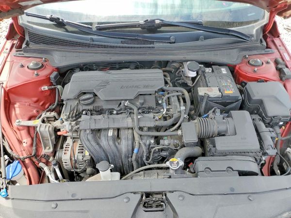 2022 HYUNDAI ELANTRA Limited