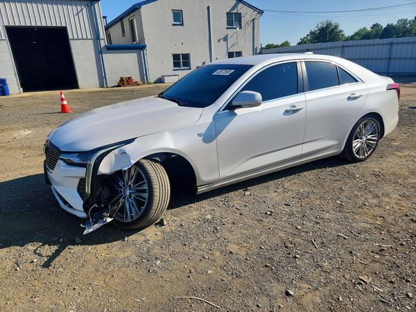 2020 CADILLAC CT4