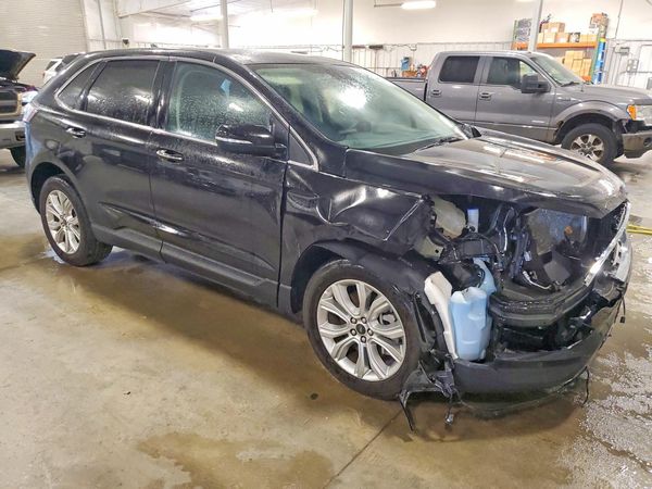 2024 FORD EDGE Titanium — Passenger 3/4