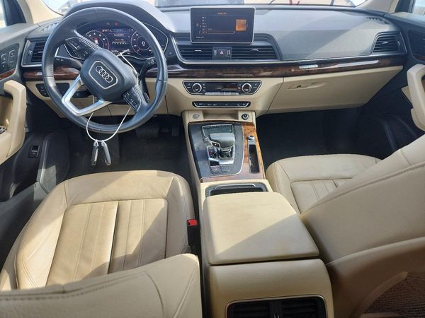 2018 AUDI Q5 quattro Premium Plus