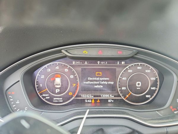 2018 AUDI Q5 quattro Premium Plus