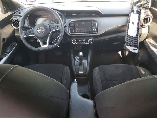 2020 NISSAN KICKS