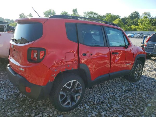 2017 JEEP RENEGADE LATITUDE 4X4
