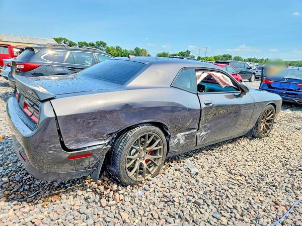 2016 DODGE CHALLENGER SRT HELLCAT