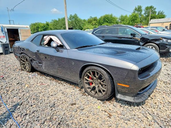 2016 DODGE CHALLENGER SRT HELLCAT