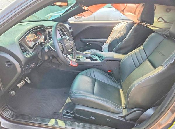 2016 DODGE CHALLENGER SRT HELLCAT