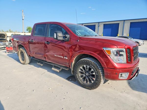 2018 NISSAN TITAN