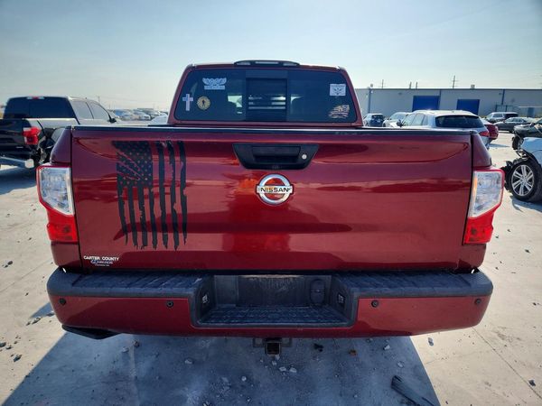 2018 NISSAN TITAN