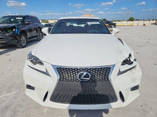 2016 LEXUS IS