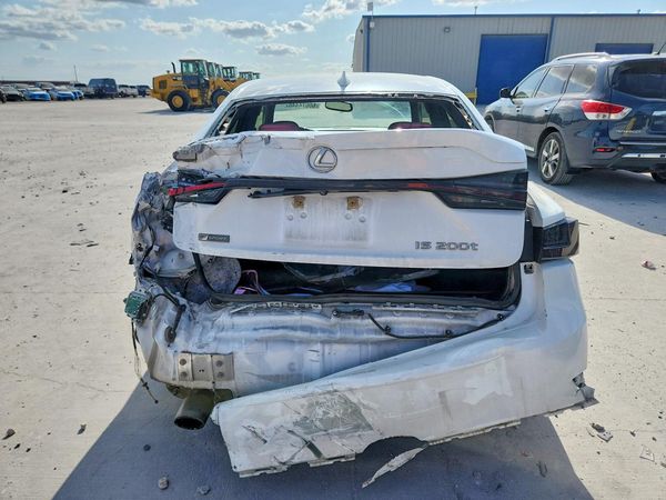 2016 LEXUS IS