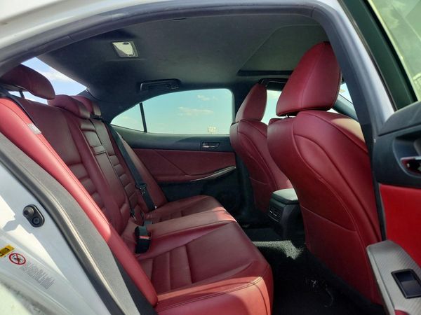 2016 LEXUS IS