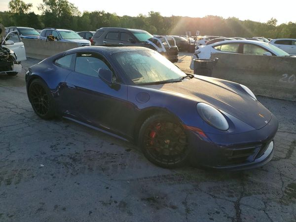 2023 PORSCHE 911 — Passenger 3/4