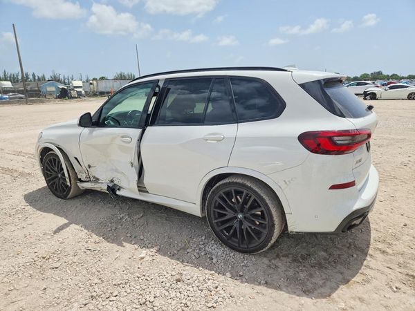 2023 BMW X5 sDrive40i