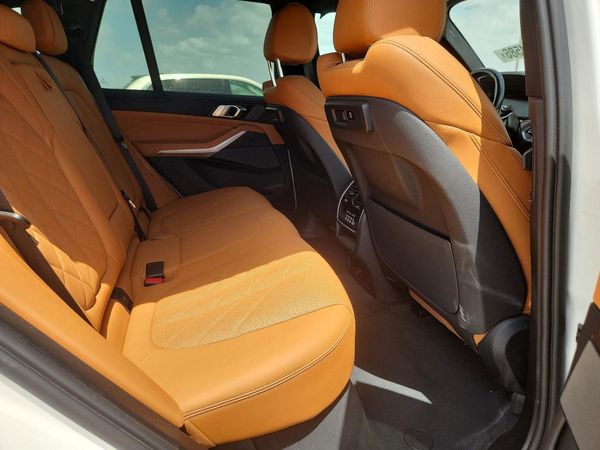 2023 BMW X5 sDrive40i