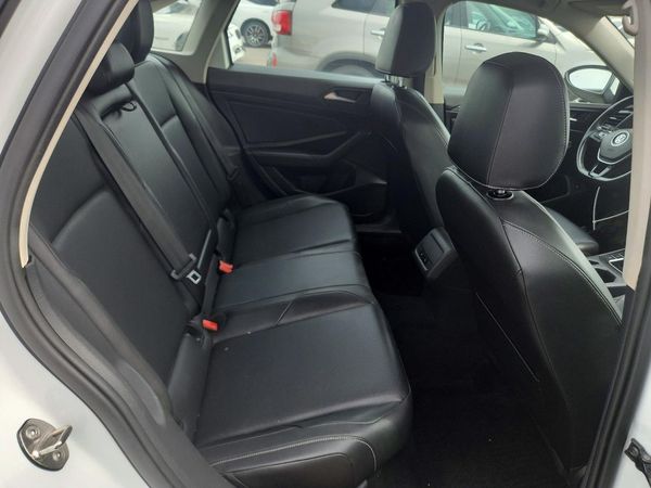 2019 VOLKSWAGEN JETTA