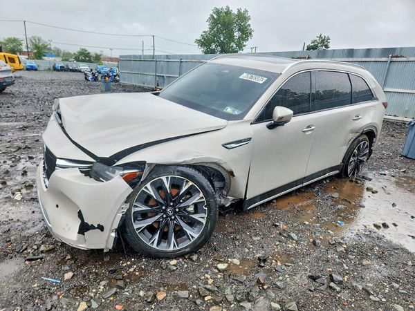 2024 MAZDA CX-90 Premium Package
