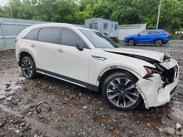 2024 MAZDA CX-90 Premium Package