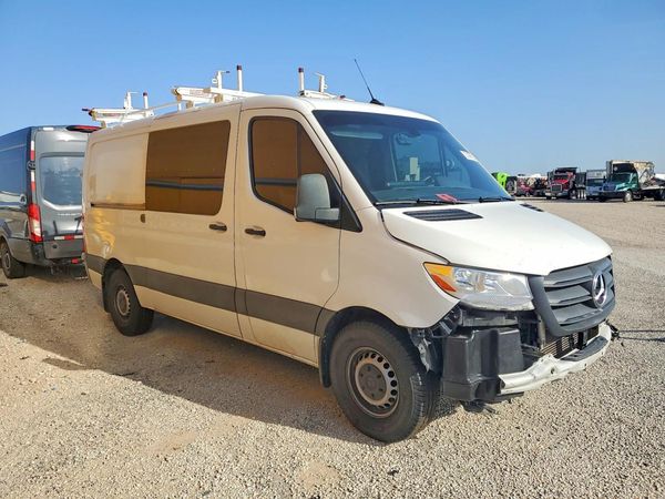 2021 MERCEDES-BENZ SPRINTER 907 (VS30)