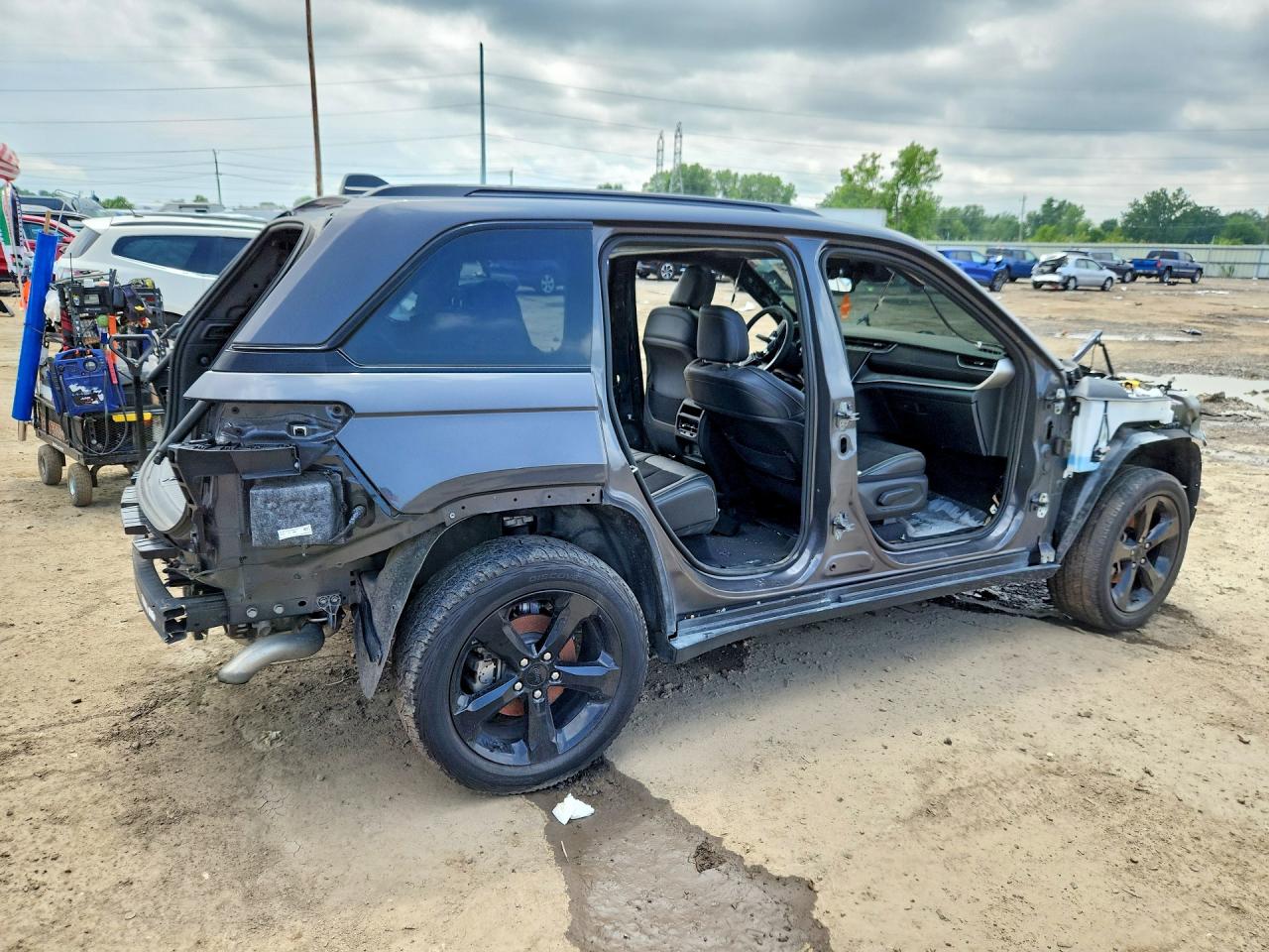 2023 JEEP GRAND CHEROKEE LAREDO 4X4