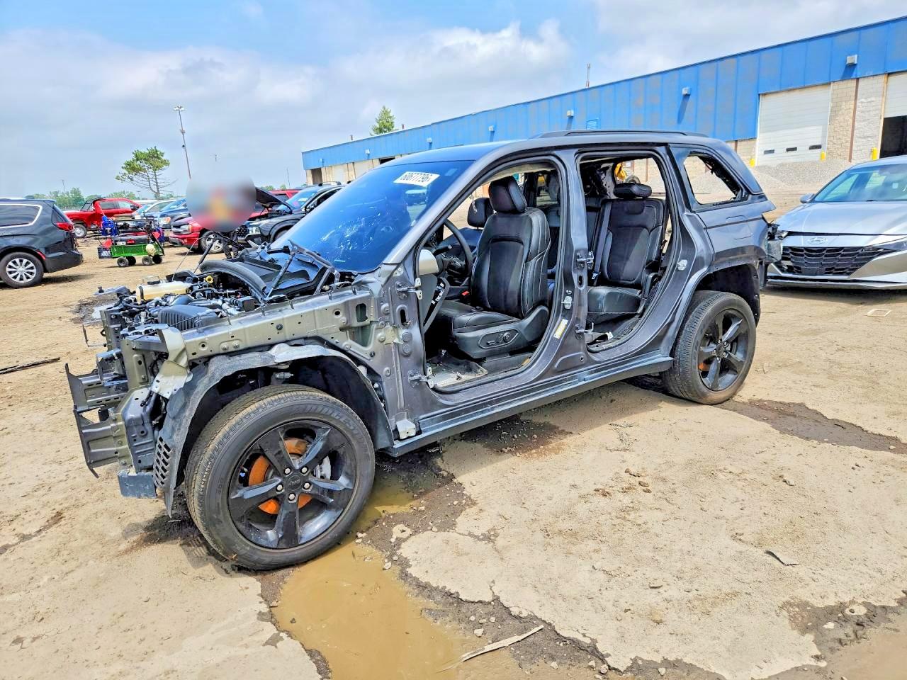 2023 JEEP GRAND CHEROKEE LAREDO 4X4