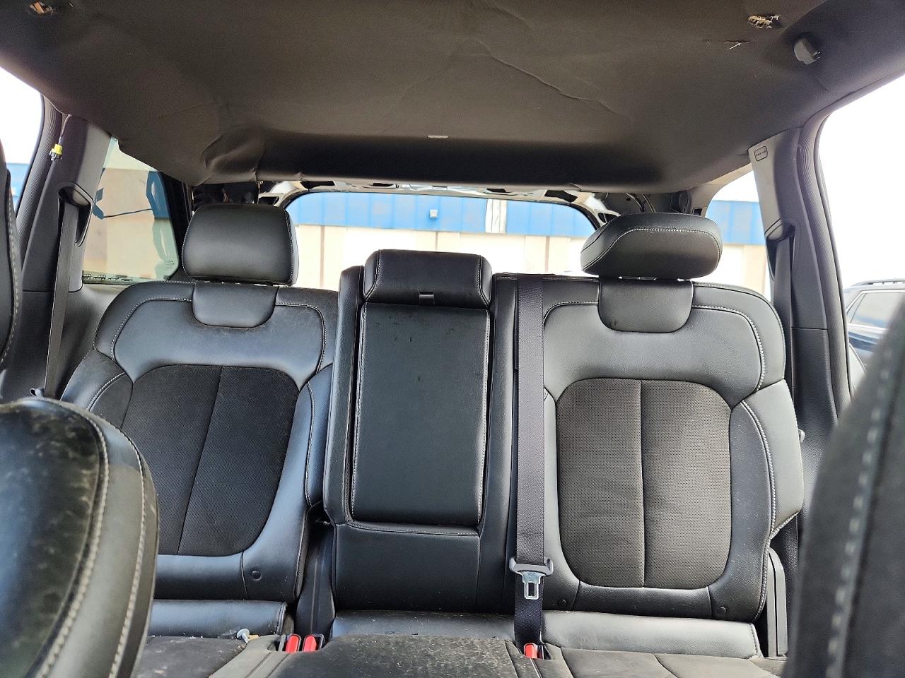 2023 JEEP GRAND CHEROKEE LAREDO 4X4