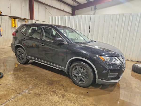 2018 NISSAN ROGUE — Passenger 3/4