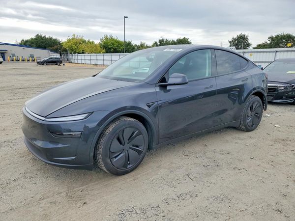 2026 TESLA MODEL Y