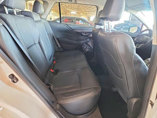 2020 SUBARU OUTBACK Limited