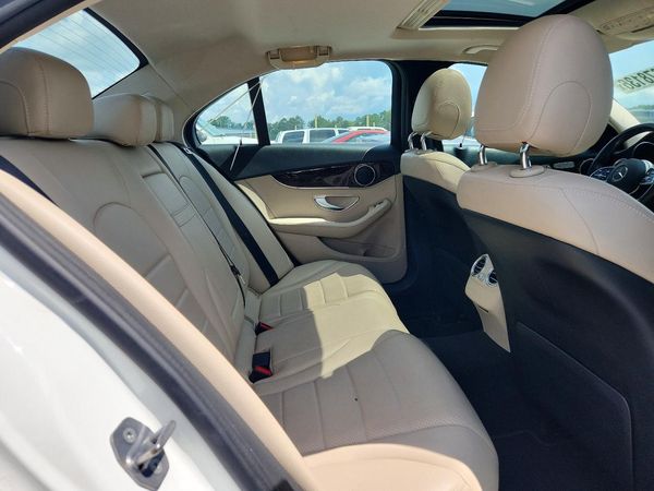 2019 MERCEDES-BENZ C C300