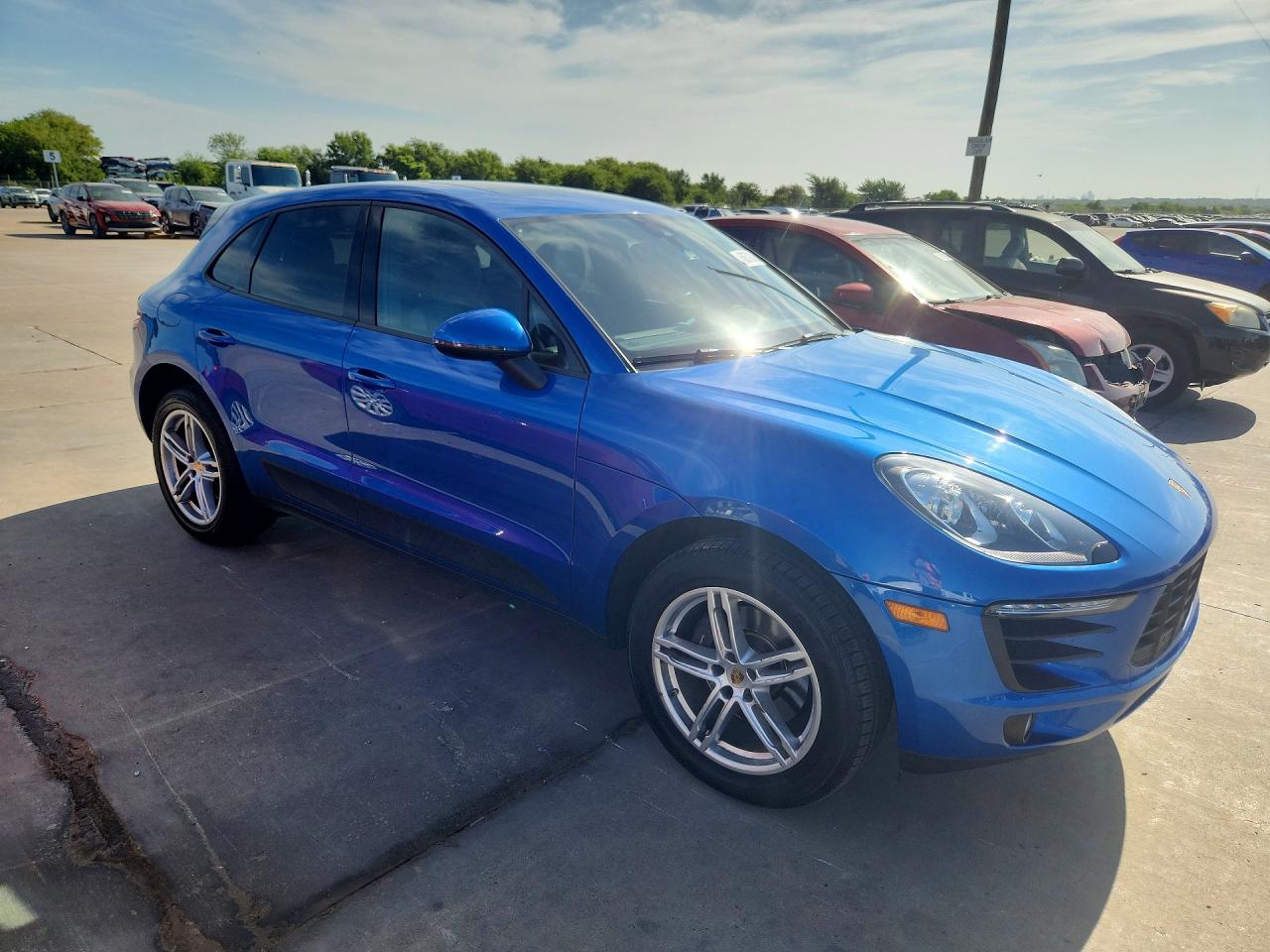 2017 PORSCHE MACAN