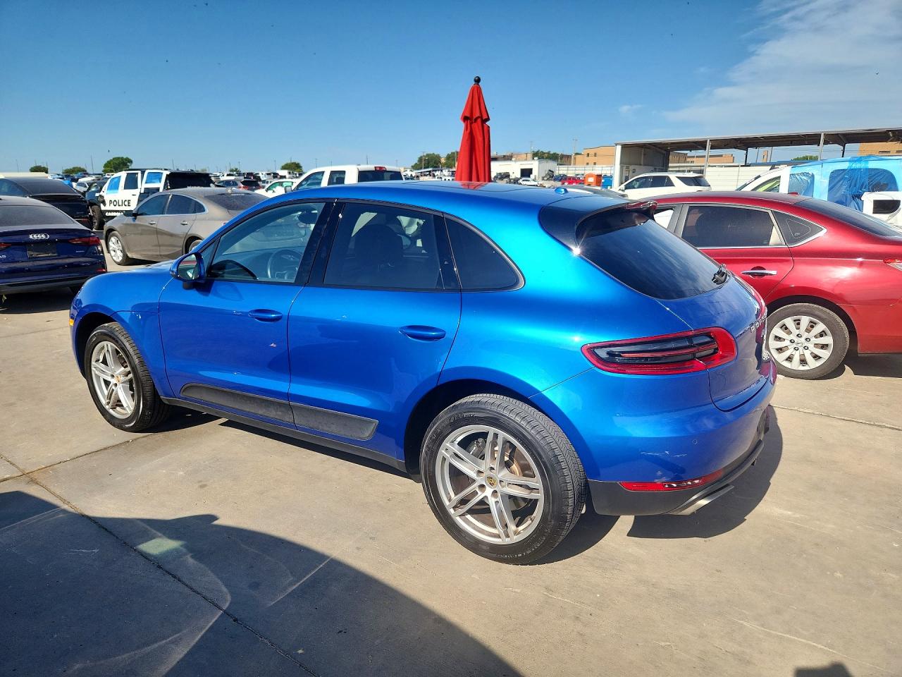 2017 PORSCHE MACAN
