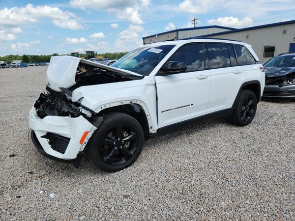 2023 JEEP GRAND CHEROKEE LAREDO 4X2