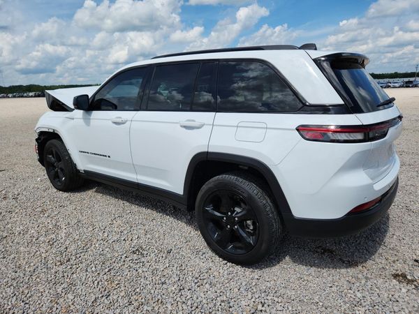 2023 JEEP GRAND CHEROKEE LAREDO 4X2