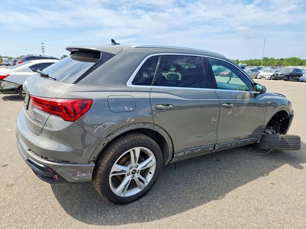 2021 AUDI Q3