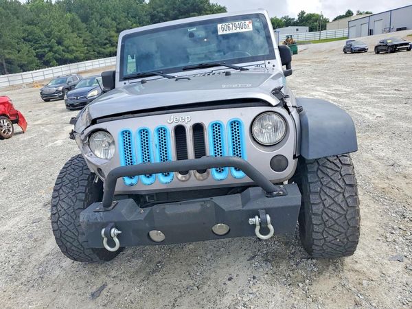 2017 JEEP WRANGLER UNLIMITED SPORT 4X4