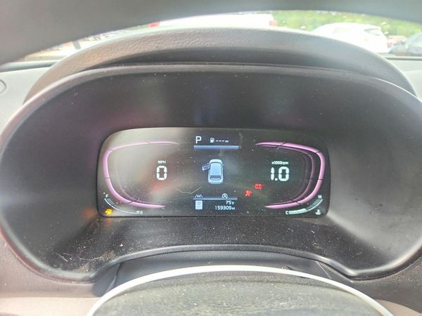 2023 KIA SOUL LX, S