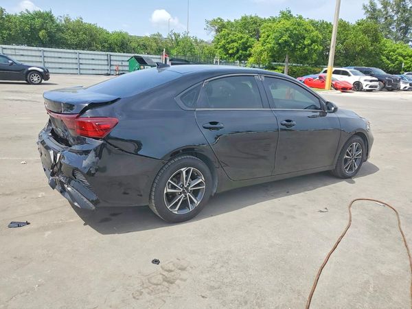 2022 KIA FORTE