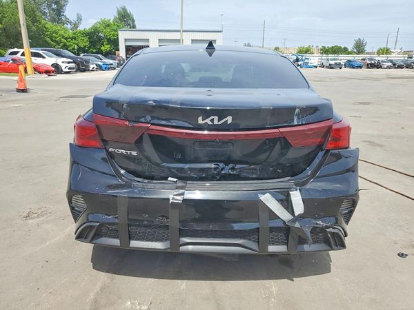 2022 KIA FORTE