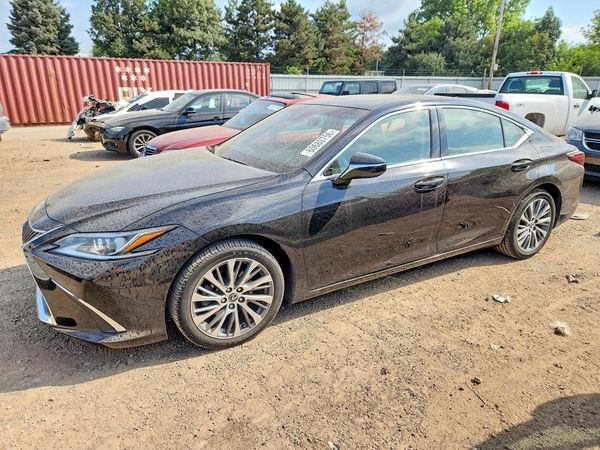 2019 LEXUS ES