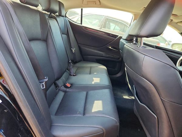 2019 LEXUS ES 350