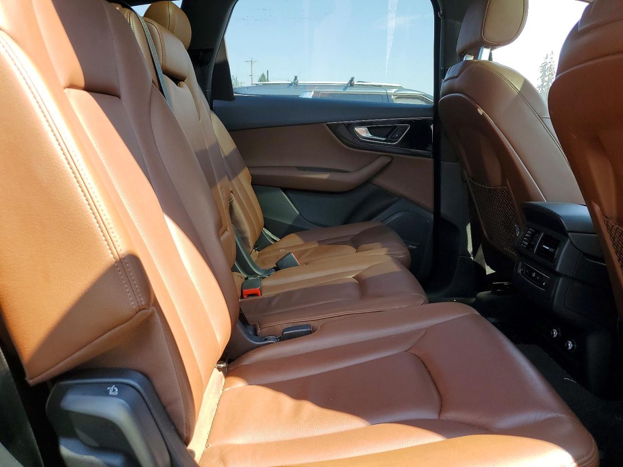 2018 AUDI Q7 quattro Premium Plus