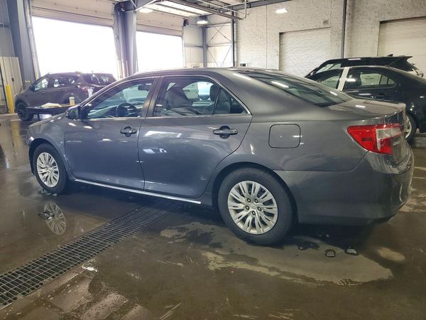 2013 TOYOTA CAMRY