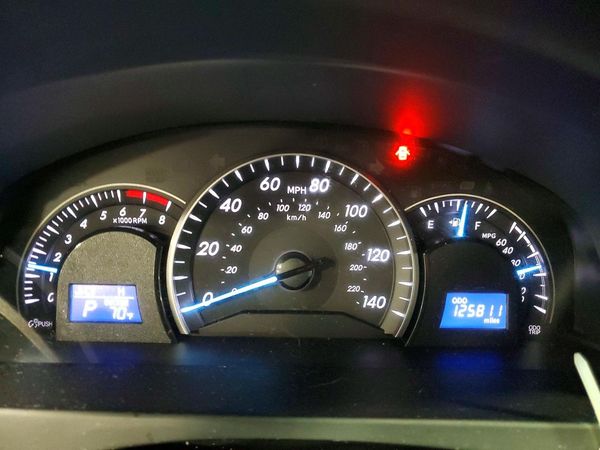2013 TOYOTA CAMRY