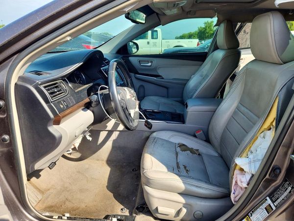 2015 TOYOTA CAMRY