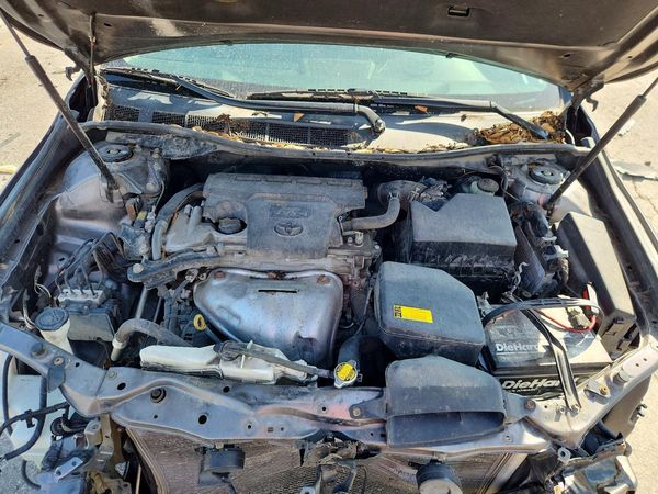 2015 TOYOTA CAMRY