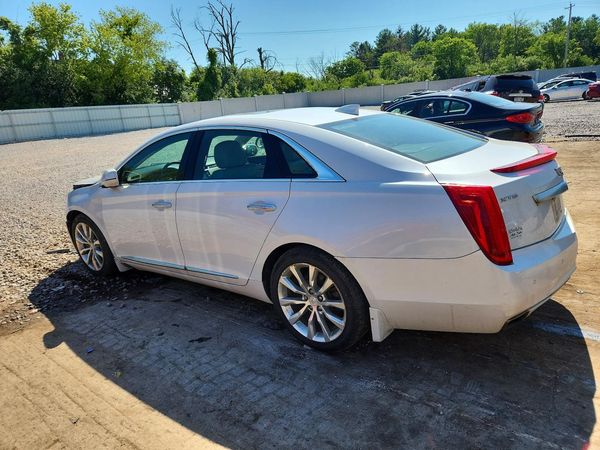 2016 CADILLAC XTS Luxury
